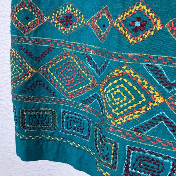 BEDFORD FAIR Women's Button Front Embroidered Shirt Teal Cropped Top Size 16 - Picture 4 of 6